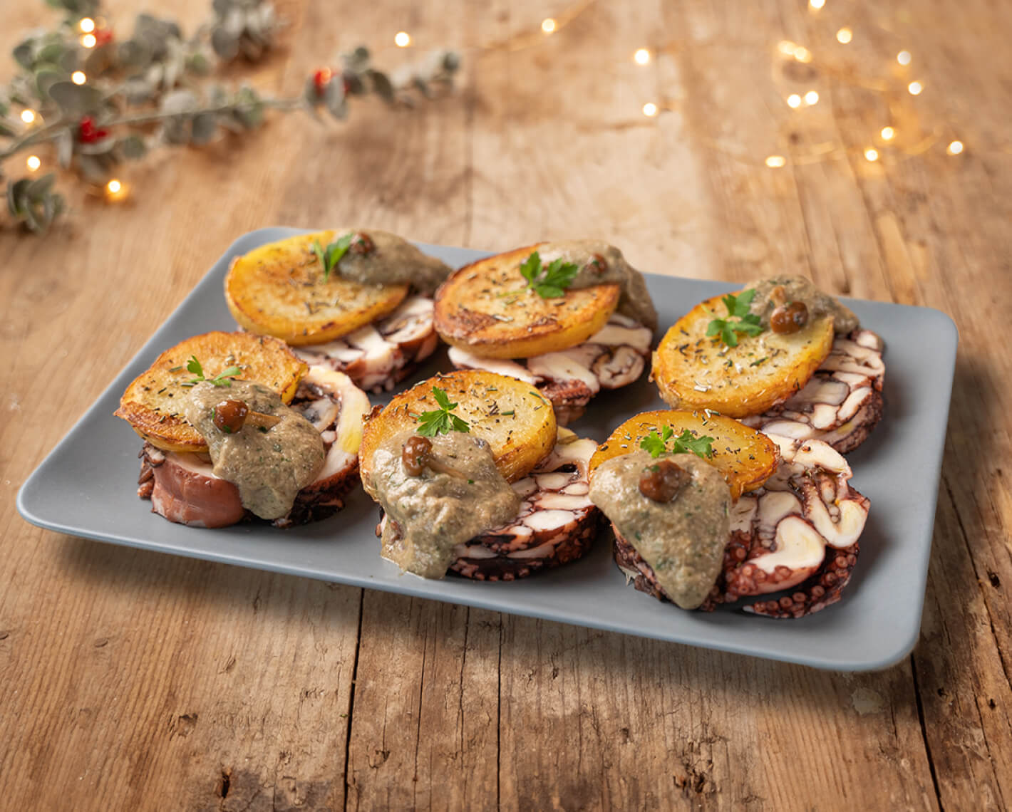 Medaglioni di polpo e patate con salsa ai funghi